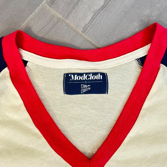 Modcloth Camp Collection V-neck ringer Tee, retro, size large - Picture 2 of 5